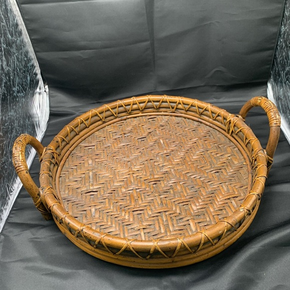 Vintage Large 17" Wicker rattan Round Centerpiece 3” Tray - Picture 2 of 7